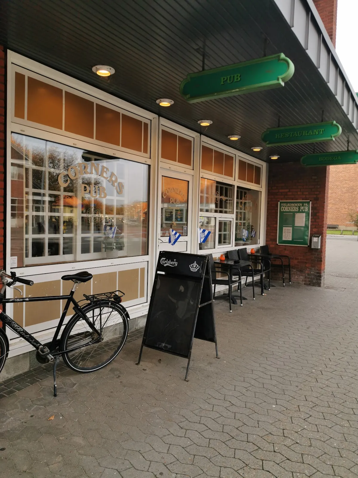 Corners Pub hero image
